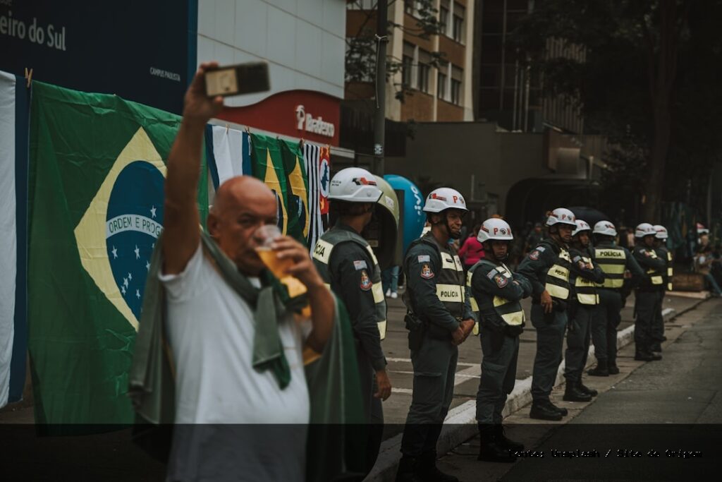 Seu Direito Digital: Grok na mira das autoridades brasileiras