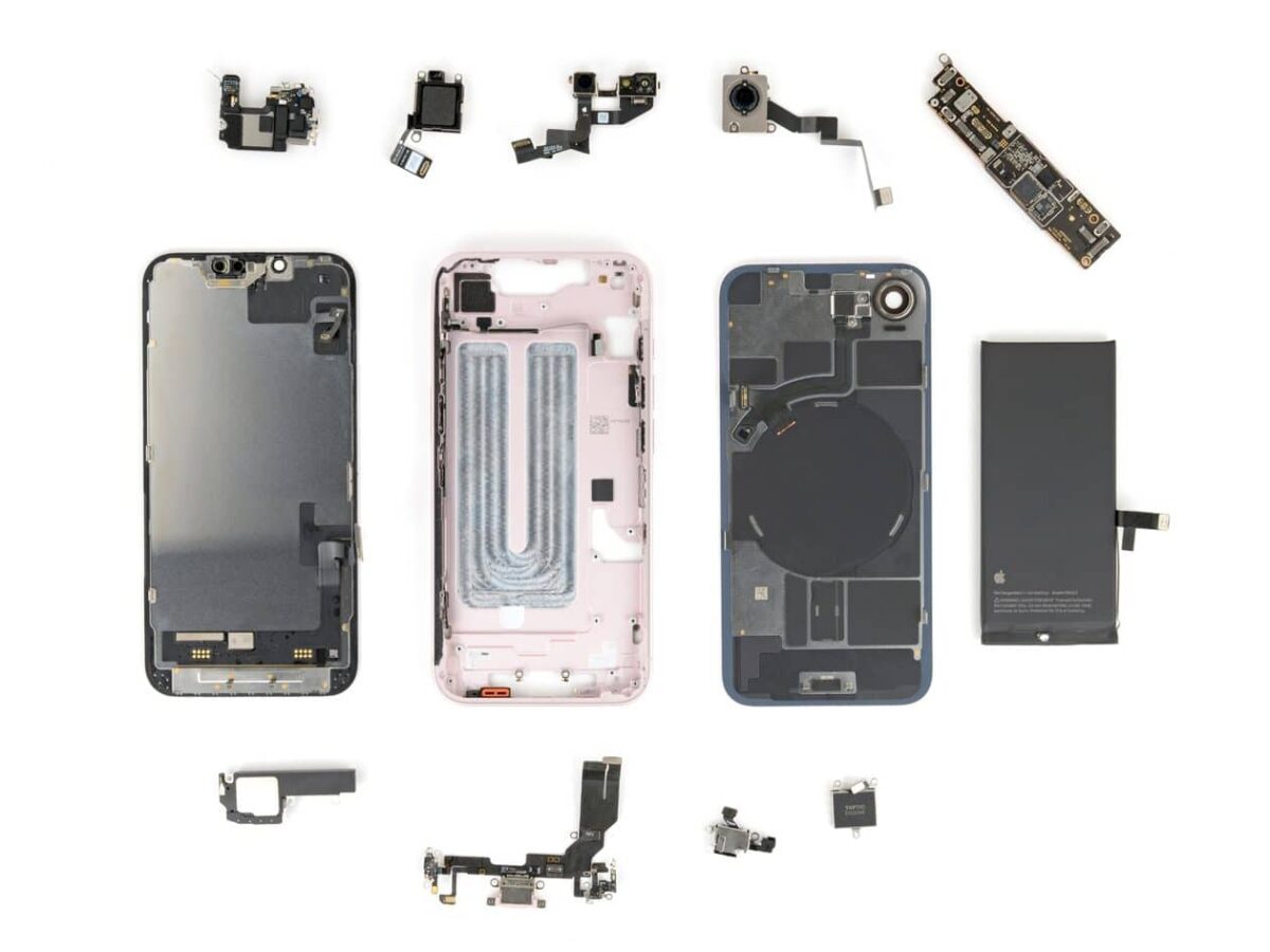 Desmonte mostra que é possível usar o MagSafe do iPhone 17e no 16e