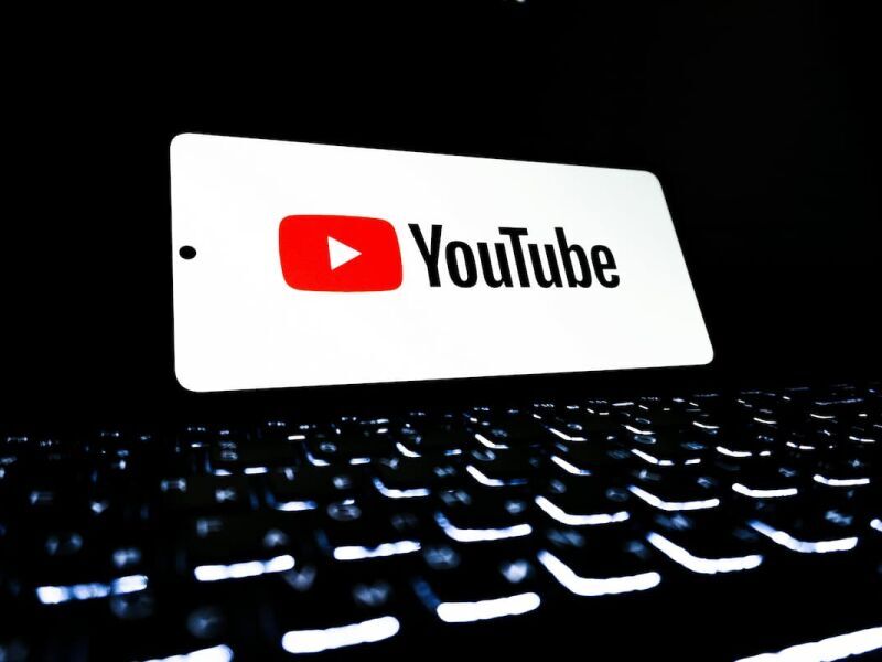 ECA Digital: Youtube proíbe menores de 16 anos de ter canal sem supervisão dos pais