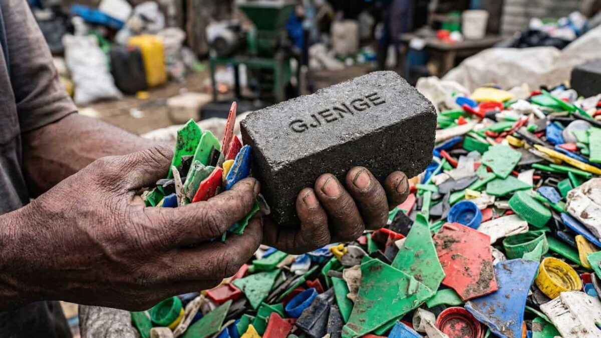 Engenheira transforma plástico em material mais forte que concreto