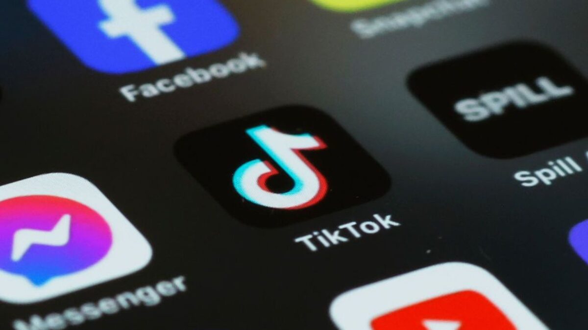 Golpe no TikTok rouba conta do Google e permite acesso ao Gmail, Drive e Ads
