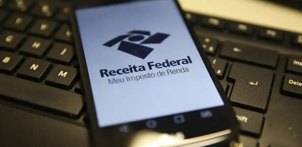 Golpe pelo WhatsApp cobra imposto de renda falso e rouba dados do gov.br