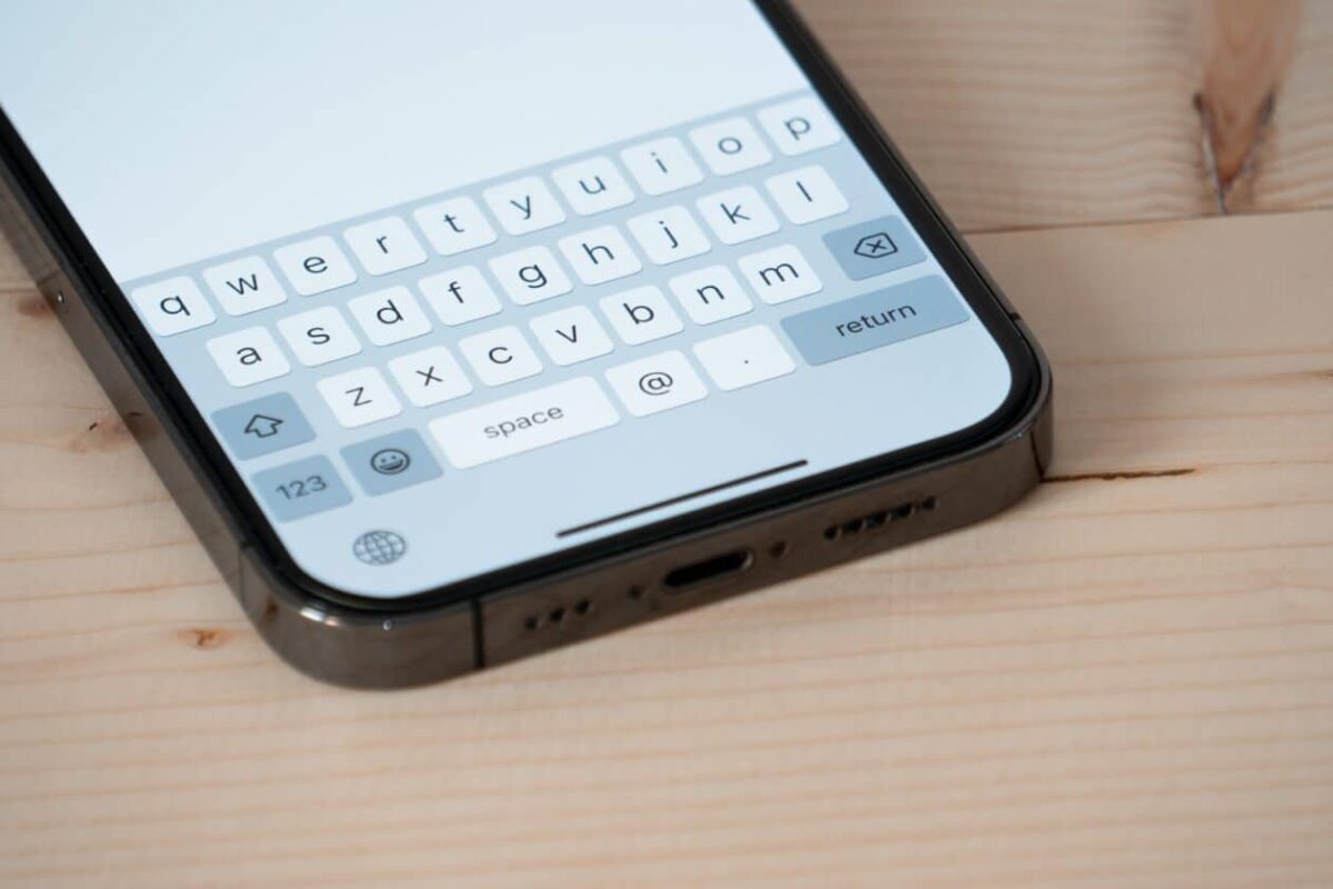 Atualizar o iOS pode ser insuficiente para se livrar de bug do teclado