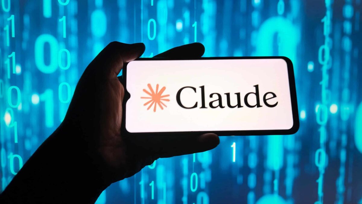 Claude ganha integração com Spotify e Uber; IA agora tem mais de 200 conectores