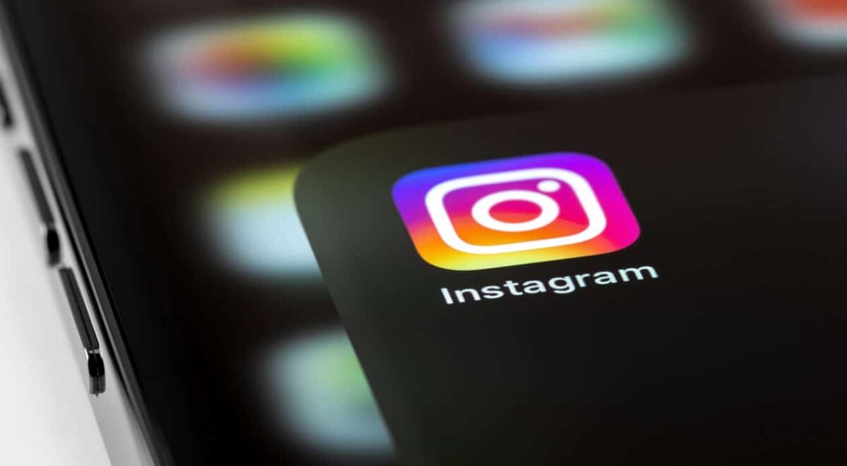 Como colocar um GIF nas notas do Instagram