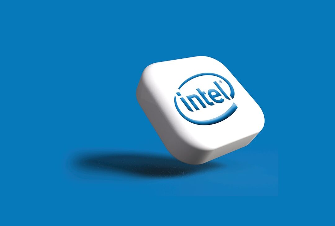 Intel prevê receita do 2º tri acima das estimativas, ações saltam 15%