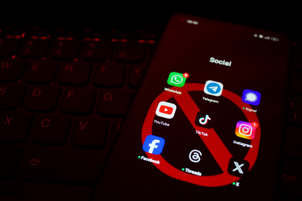 Mais um país da Europa se prepara para banir adolescentes das redes sociais