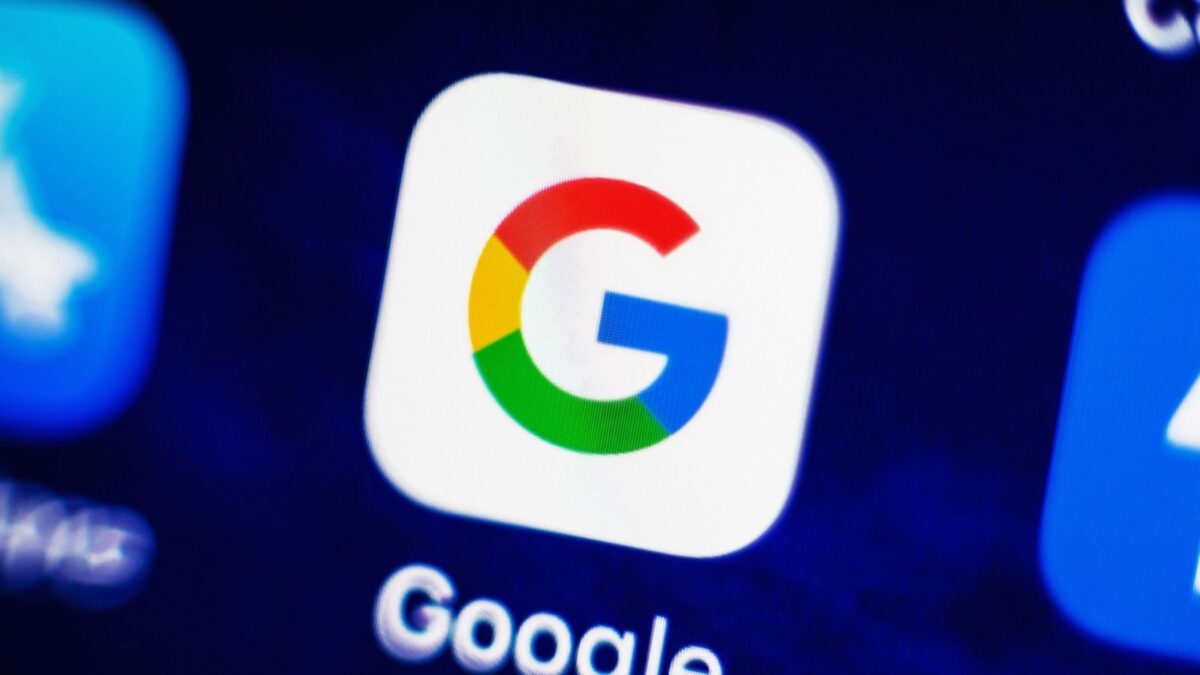 Modo IA do Google evolui com navegação split-screen e contexto por abas