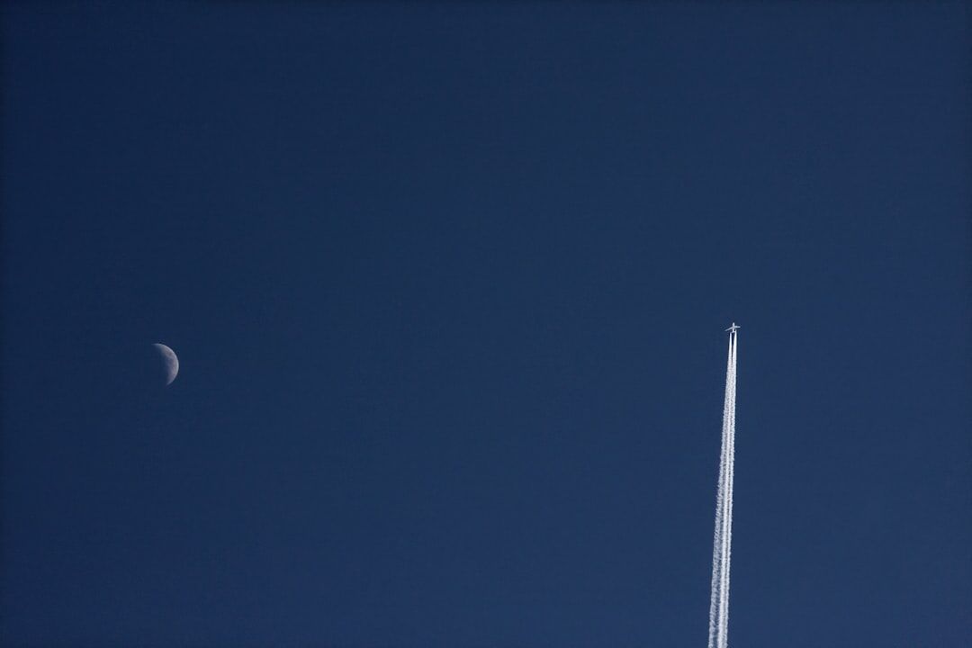 Por que estrelas não aparecem nas fotos da Lua tiradas na missão Artemis 2