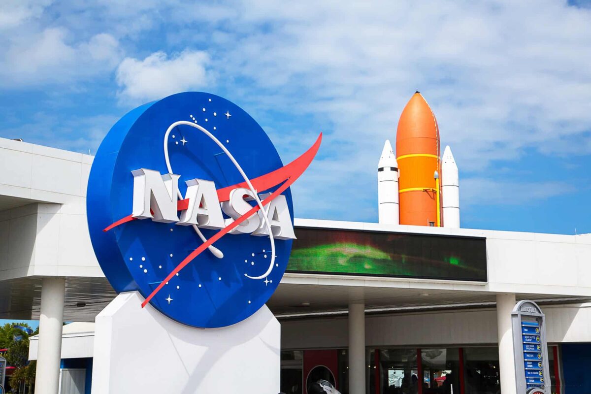 Por que transmissões da NASA falham mais que da SpaceX