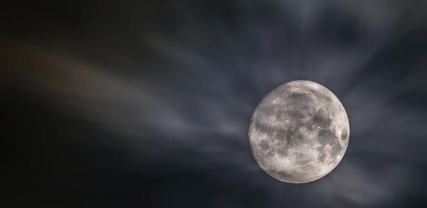Qual é a fase da Lua hoje (3)? Veja calendário lunar de abril de 2026