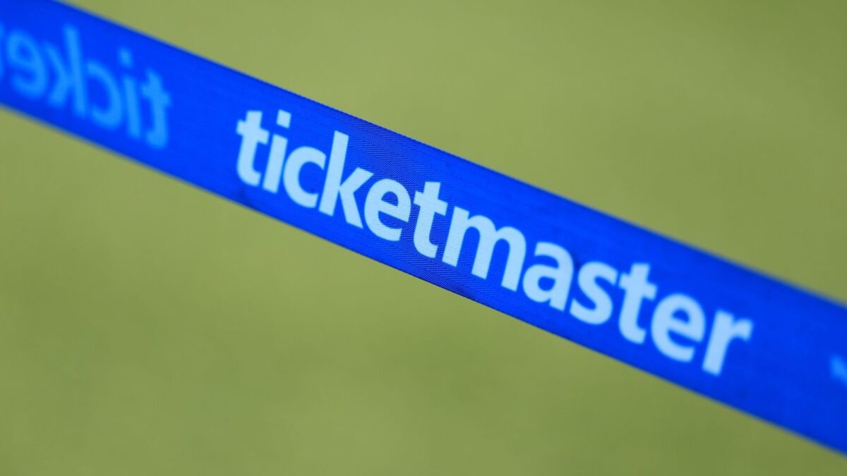 Ticketmaster e Live Nation monopolizam o mercado de shows EUA, decide júri