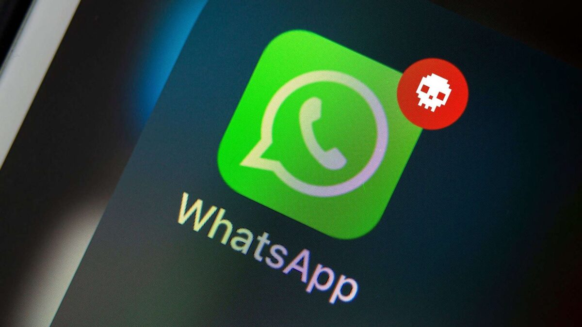 'Golpe da Vacina' compartilhado no WhatsApp é falso e não rouba seu PIX