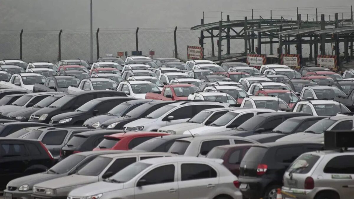 Detran-SP faz leilão de veículos com lances a partir de R$ 1 mil