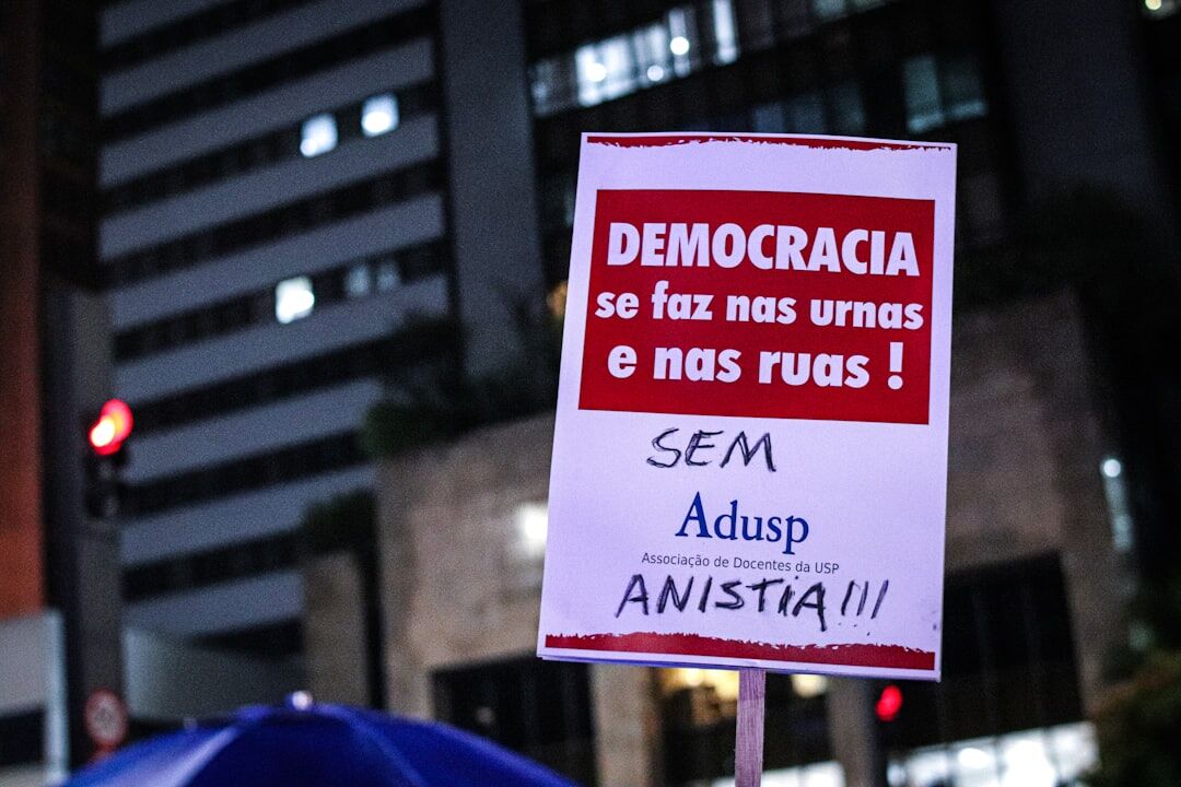 EUA emitem alerta após hackers pró-Irã atacarem sistemas de água e energia