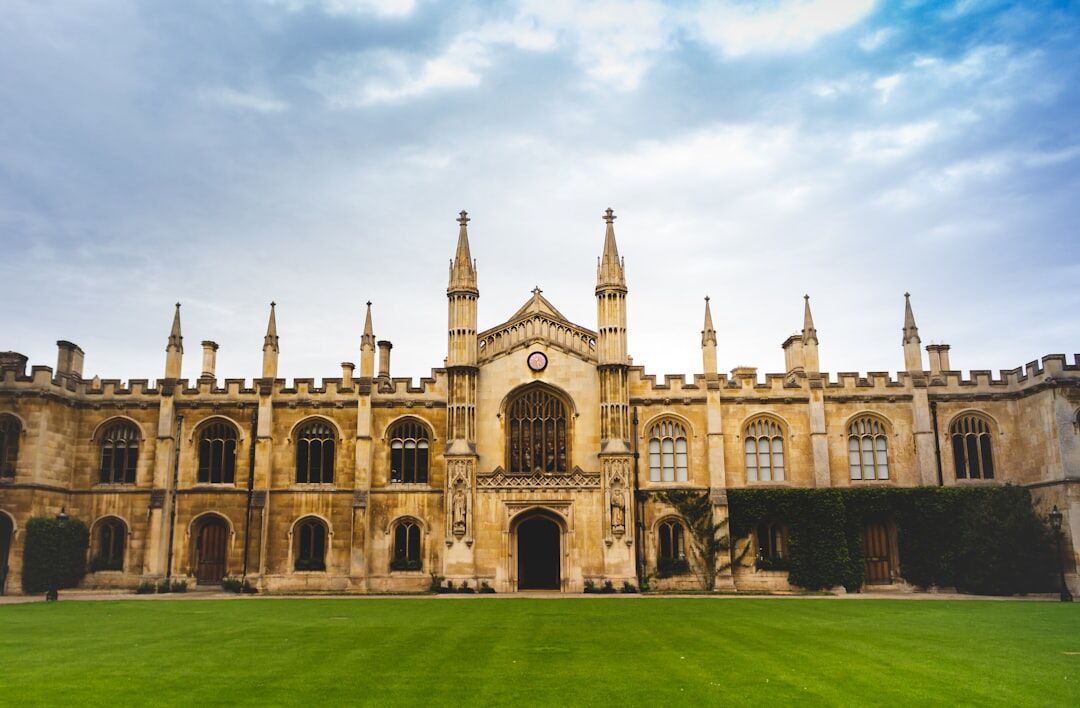 Órgão regulador do Reino Unido investiga Telegram devido a suspeitas de abuso sexual infantil