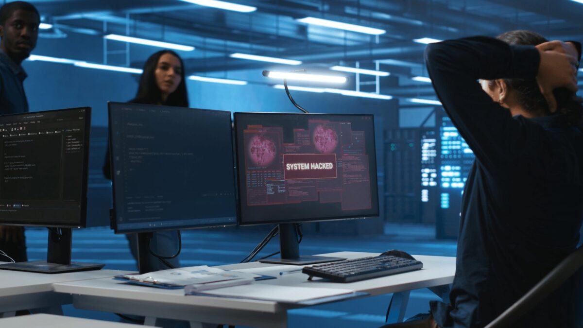 Falha no Chrome mantém JavaScript ativo mesmo após fechamento do navegador