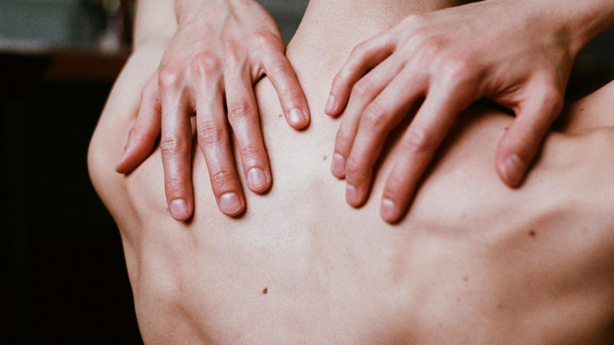 Fibromialgia ainda desafia médicos e pacientes no Brasil — e o principal obstáculo continua sendo um diagnóstico invisível