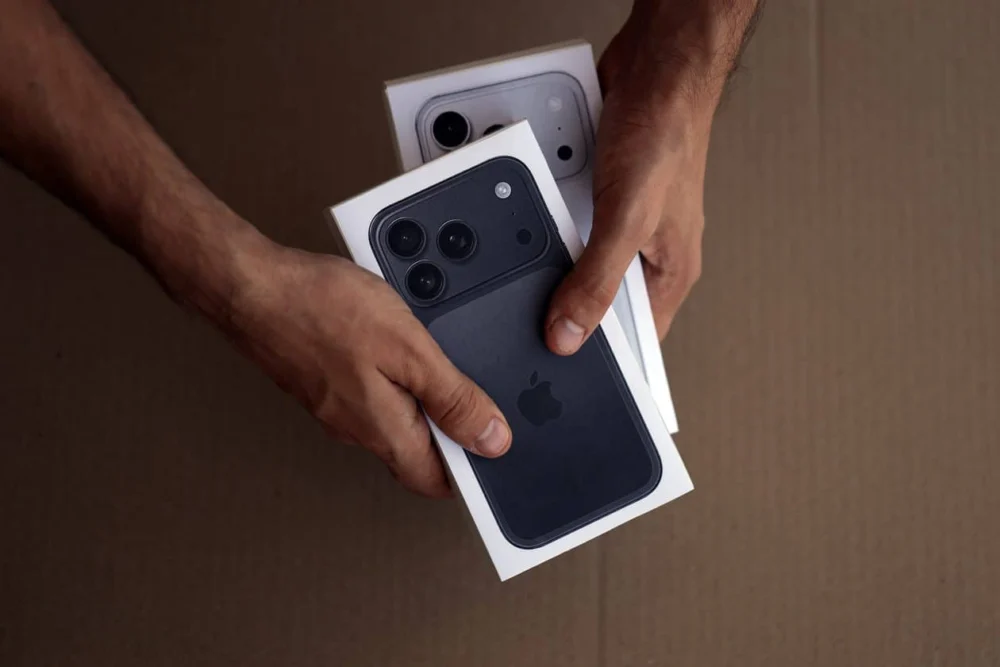 Leilão da Receita em Belém tem lote com vários iPhones 17 Pro Max