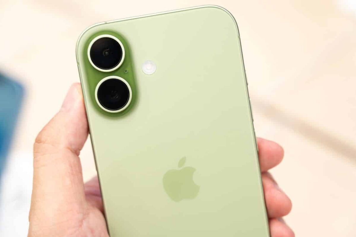 Oferta: iPhone 17 (512GB) por R$6.949,10 no Pix!