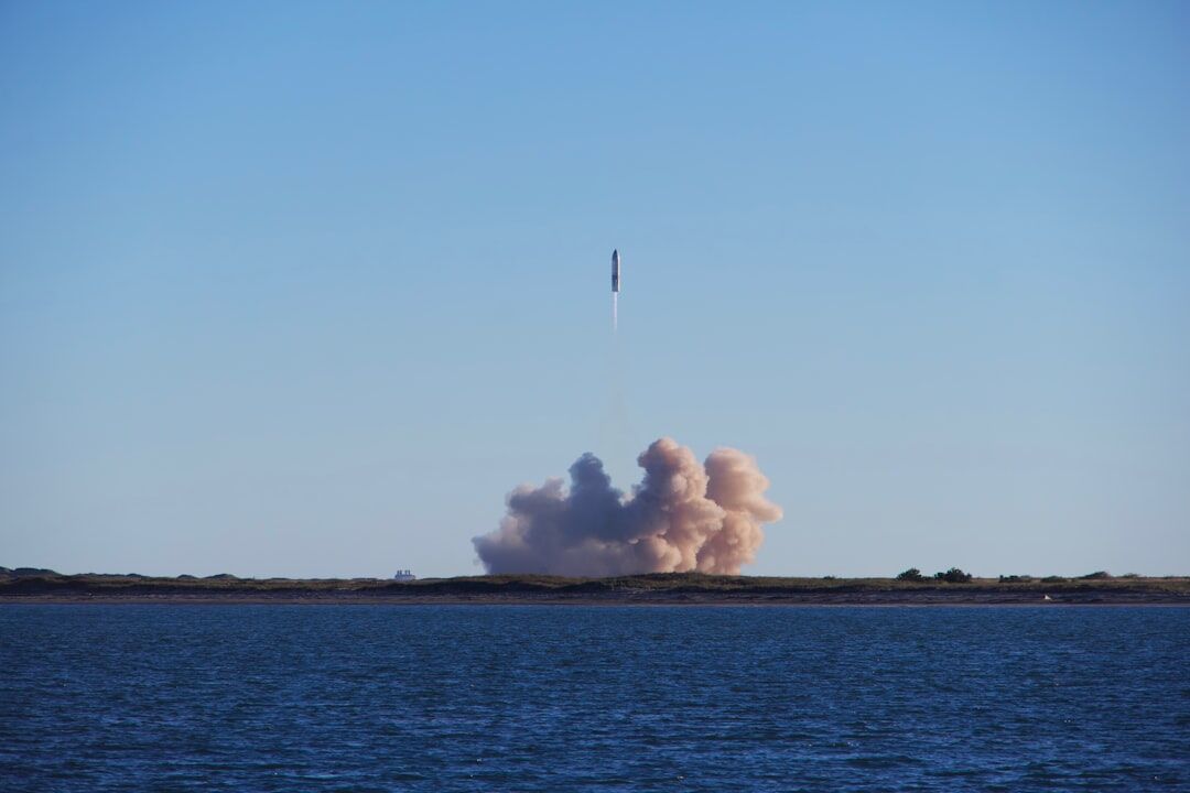 SpaceX lança com sucesso a Starship, maior foguete do mundo