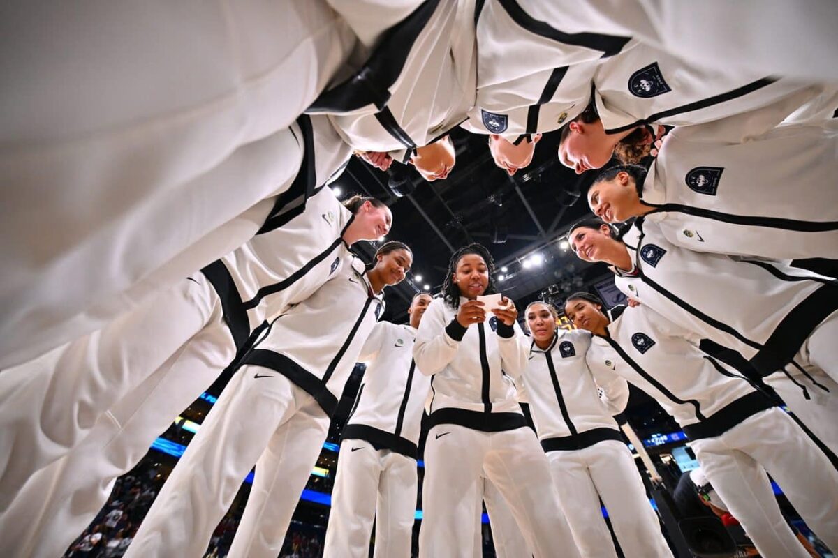 Apple TV: docussérie sobre time feminino de basquete da UConn estreará em 21 de agosto