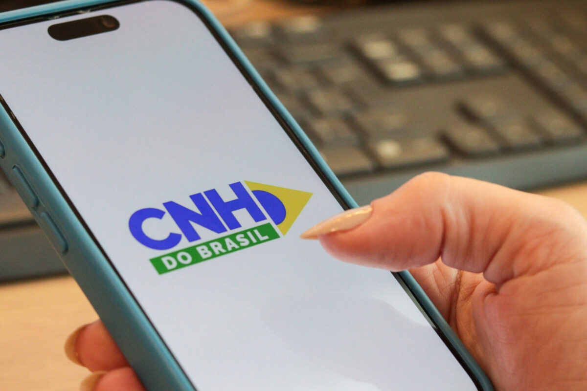 Comissão do Congresso dá aval à MP que altera regras da CNH