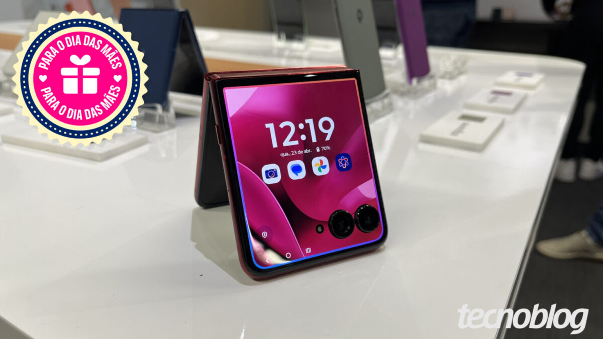 Motorola Razr 60 Ultra (1 TB) tem 39% OFF em até 12x antes do Dia das Mães 2026