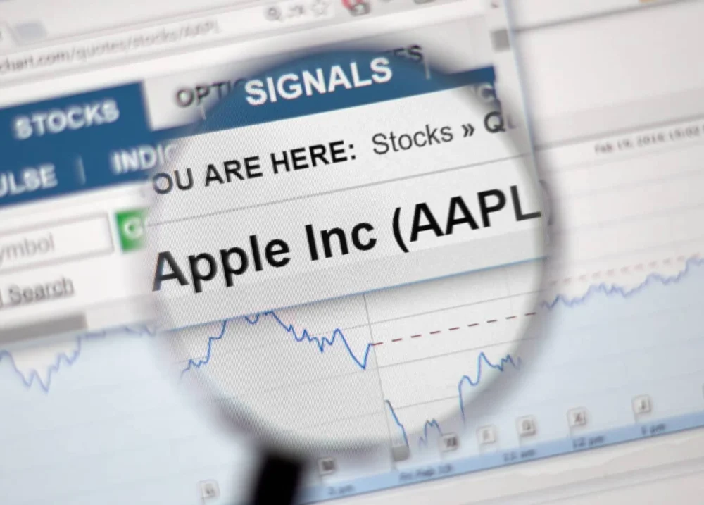 Ações da Apple têm queda expressiva após aumento dos preços de produtos