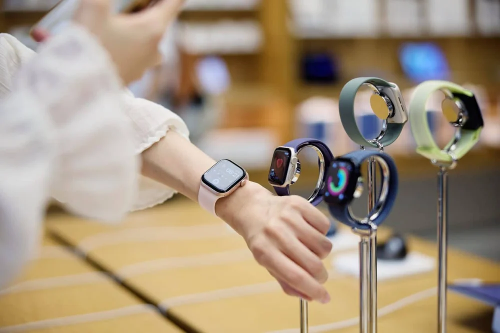Apple puxou crescimento do mercado global de smartwatches no 1º trimestre de 2026
