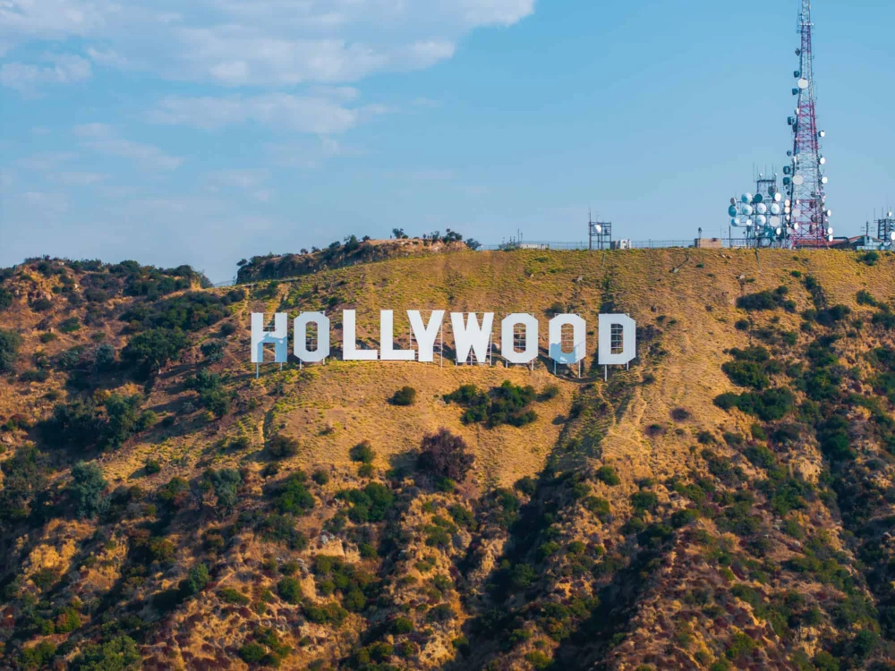 Hollywood aprova contrato que limita uso de atores criados por IA