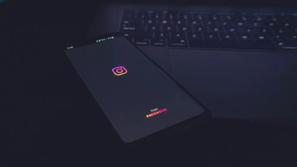Instagram finalmente permite reorganizar a grade de publicações do perfil; saiba como