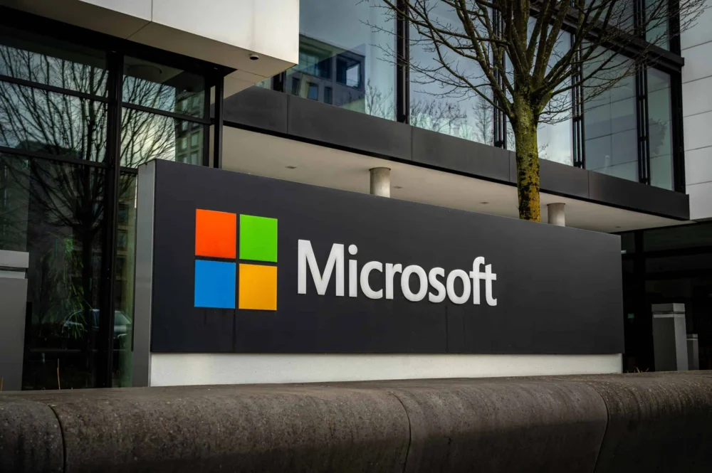 Microsoft anuncia usina de gás para abastecer data centers de IA no Texas