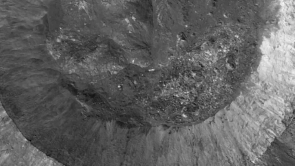 O enigma de Kamo’oalewa: asteroide comum ou fragmento da Lua?