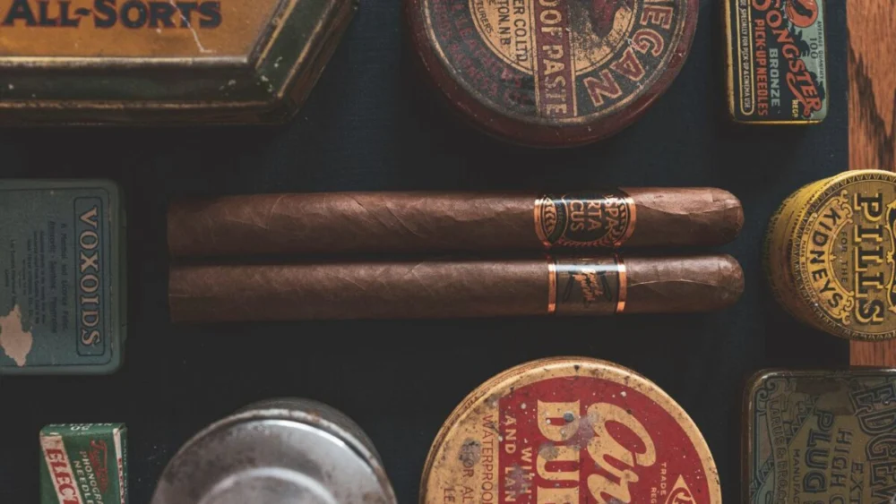 O que é o snus, o tabaco úmido que colocou uma estrela da França no centro do debate