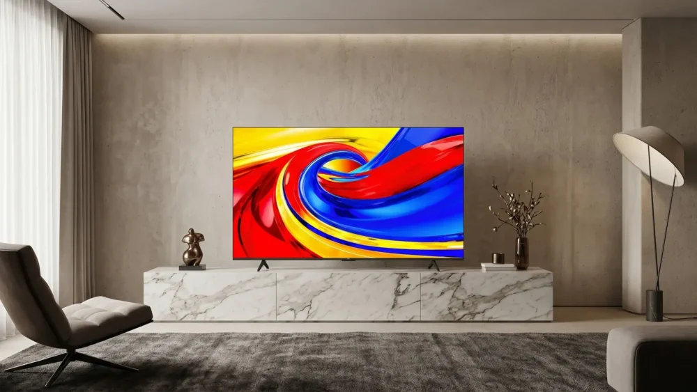 TCL lança linha de smart TVs QLED 4K P7L no Brasil com Dolby Vision e opções de até 85 polegadas