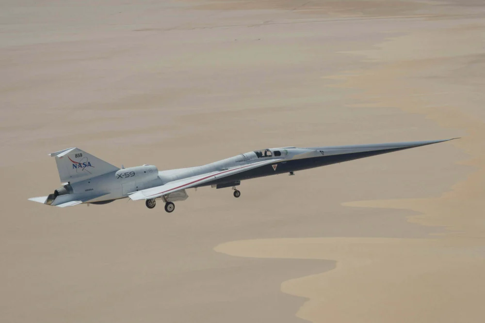 X-59 da NASA supera a velocidade do som pela primeira vez