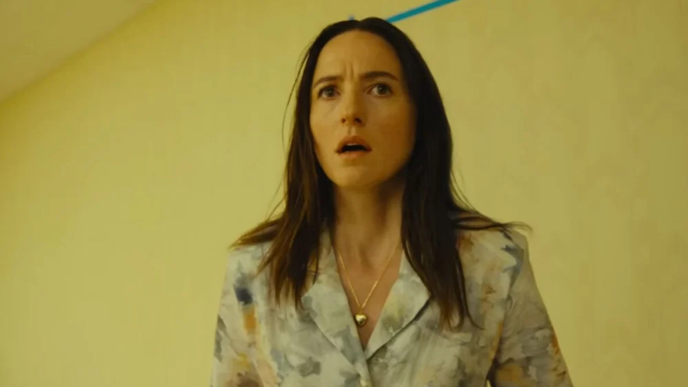 Backrooms: o fenômeno que nasceu em um canto obscuro da internet e agora domina os cinemas