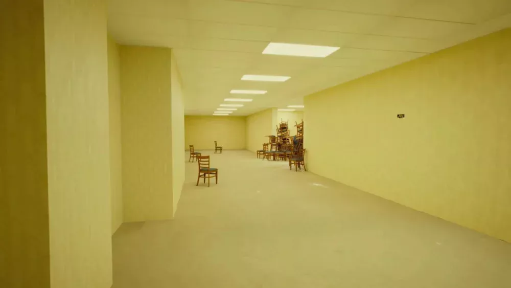 Como nasceu Backrooms? Conheça a lenda urbana que deu origem para o filme de sucesso da A24