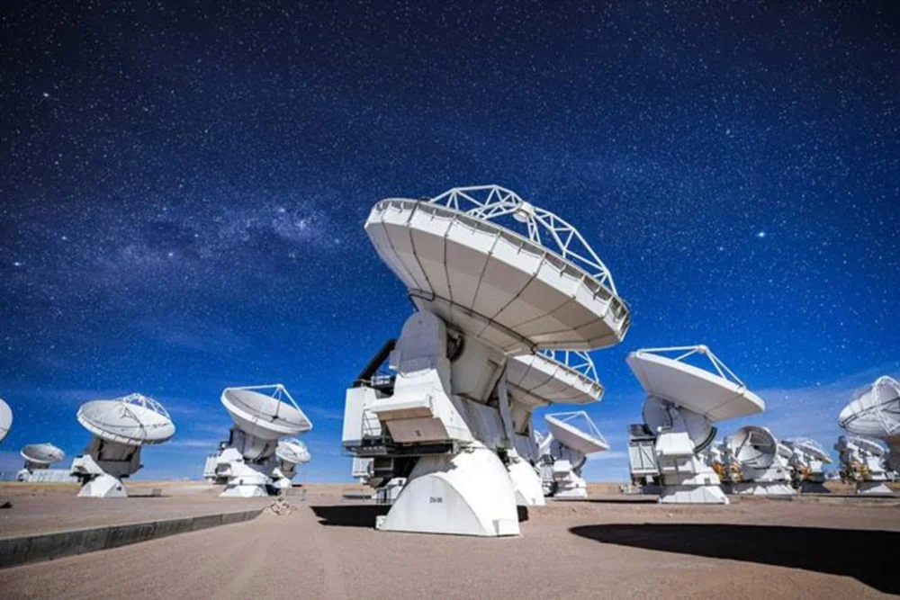 Astrônomos podem ter procurado alienígenas na frequência errada por décadas