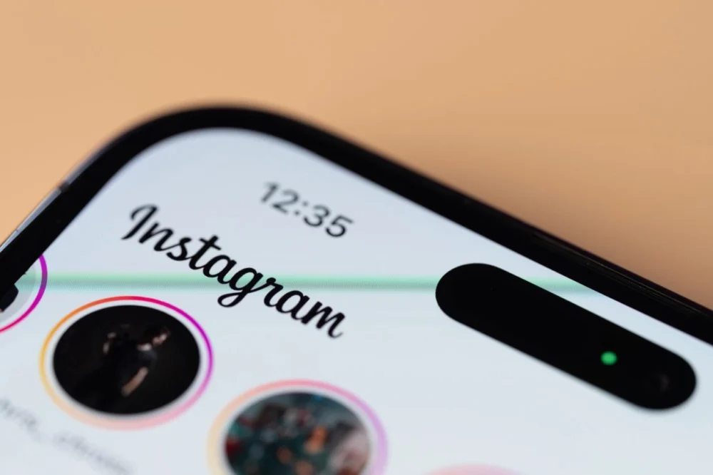 Como priorizar um story no Instagram Plus