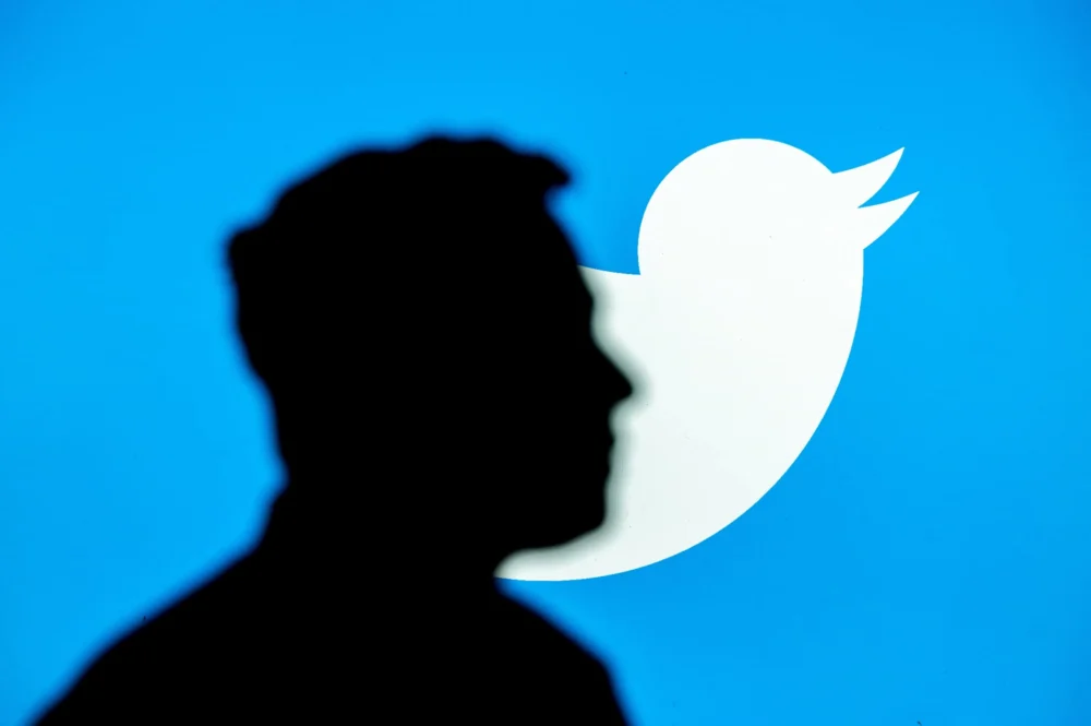 Do Twitter ao X: 20 anos desde que a rede social transformou a comunicação online