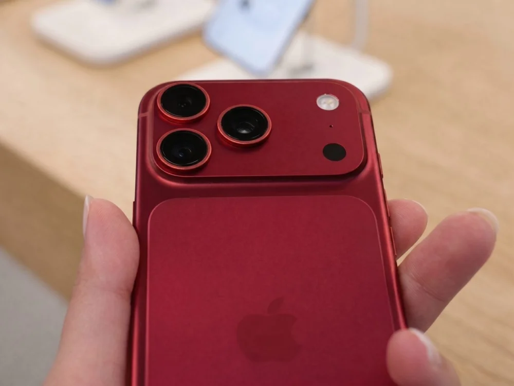 Foxconn teria iniciado produção em massa dos iPhones “18 Pro” e “18 Pro Max”