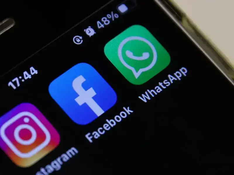 França aprova projeto de lei que proíbe redes sociais para menores de 15 anos; entenda