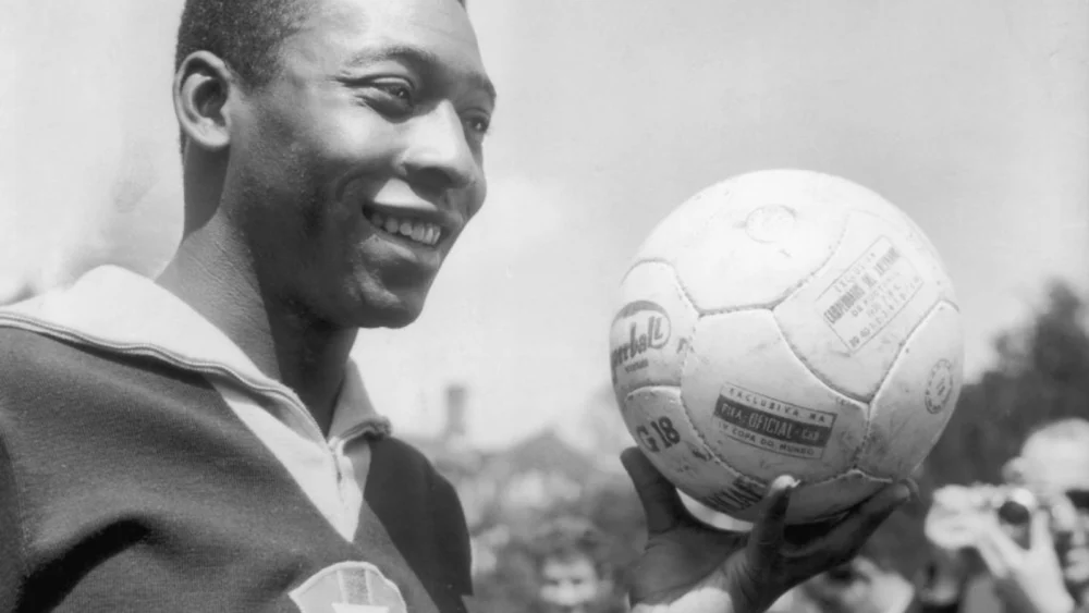 Google usa IA para gerar imagem do gol mais bonito de Pelé