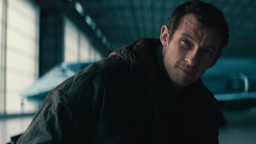 Neuromancer ganha primeiro teaser com Callum Turner; assista