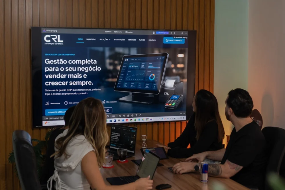 Os 3 sinais de que sua empresa faz você usar, mas não tem plano para IA