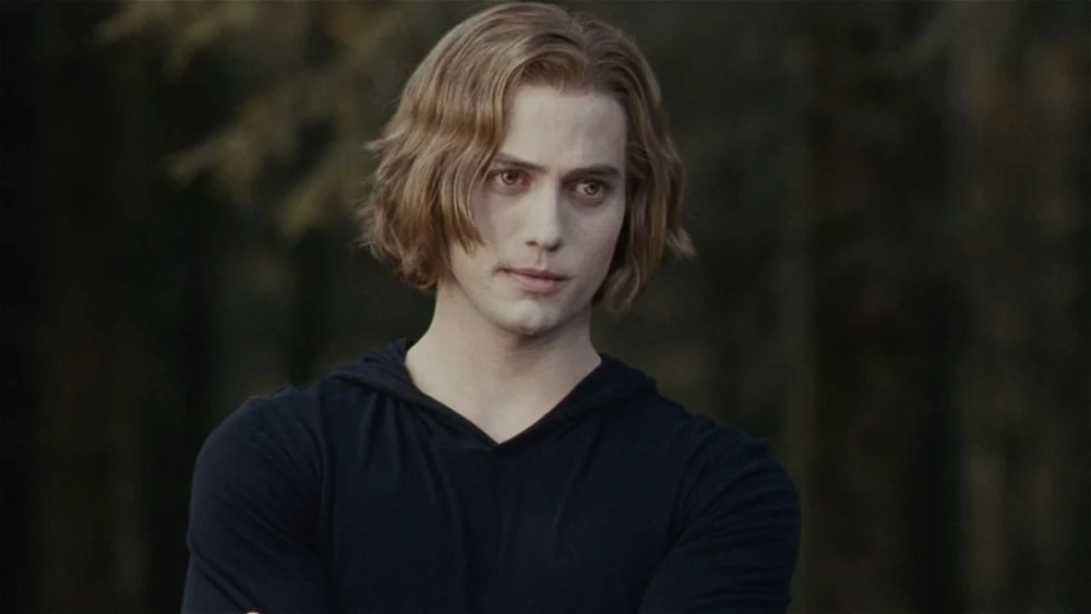 Por onde anda Jackson Rathbone, o Jasper de Crepúsculo?