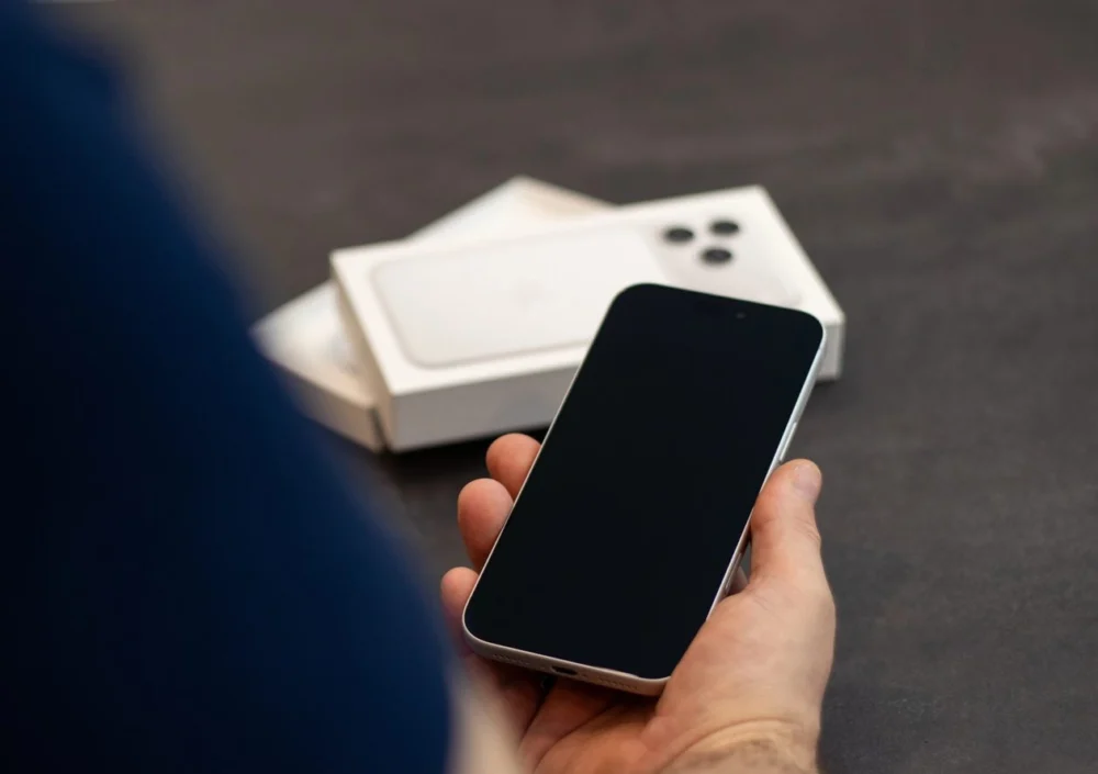 Rumor: versões do “iPhone 18 Pro” com 1TB e 2TB terão SSD mais lento