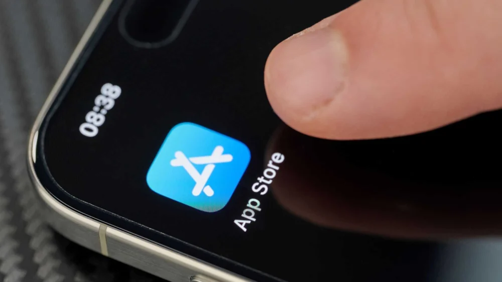 Seu Direito Digital: usuários perdem milhões com app falso na App Store; e agora?